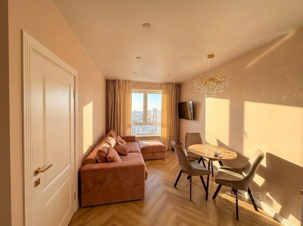 2-комн. квартира, 35,1 м², 32/33 этаж