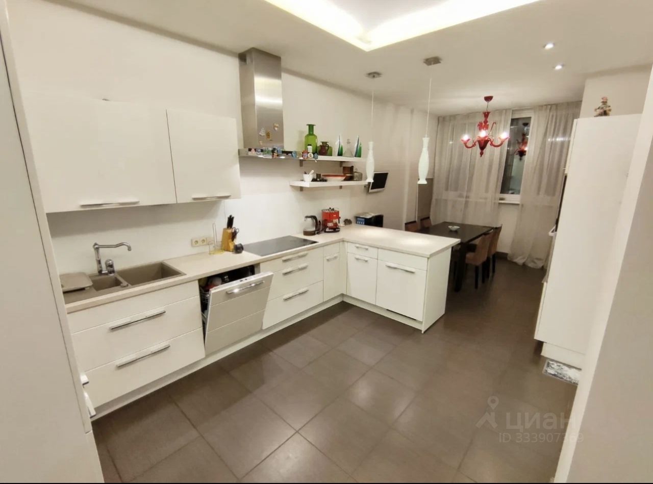 2-комн. квартира, 70 м², 5/12 этаж