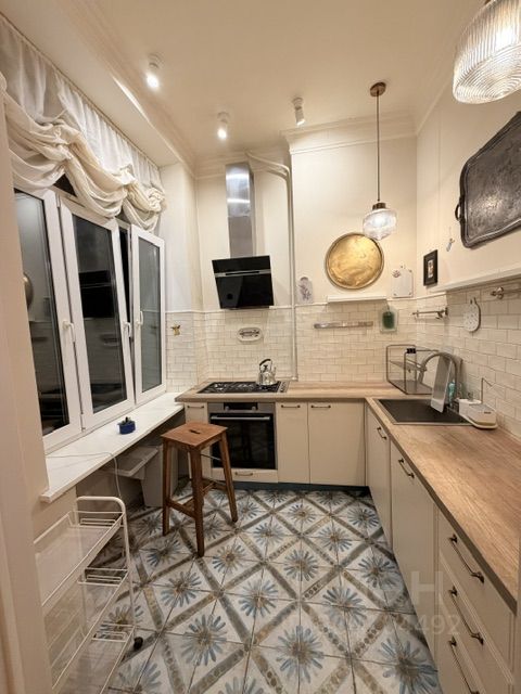 3-комн. квартира, 112 м², 3/4 этаж