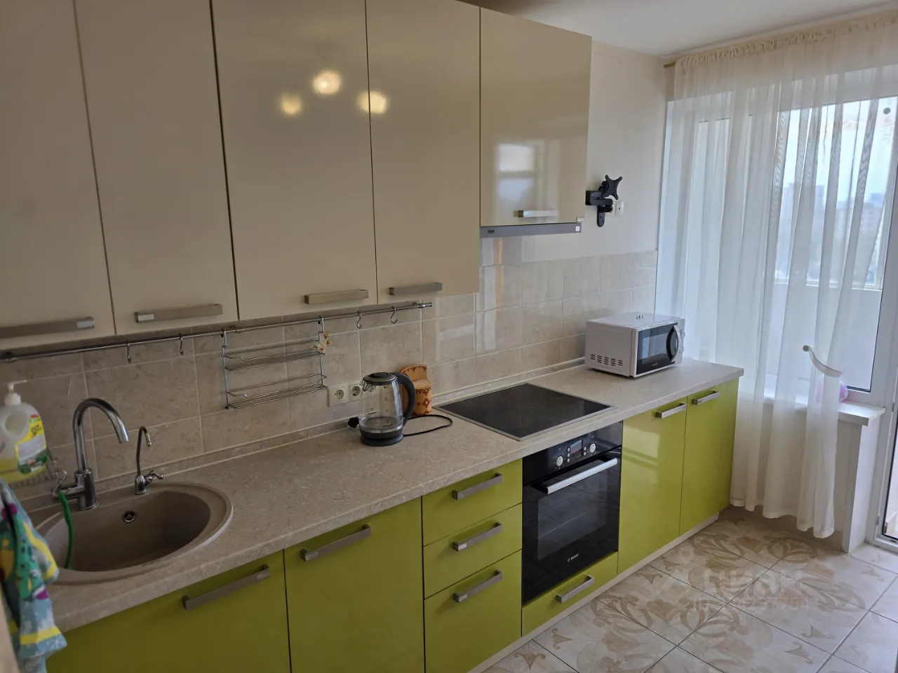 2-комн. квартира, 51 м², 11/16 этаж