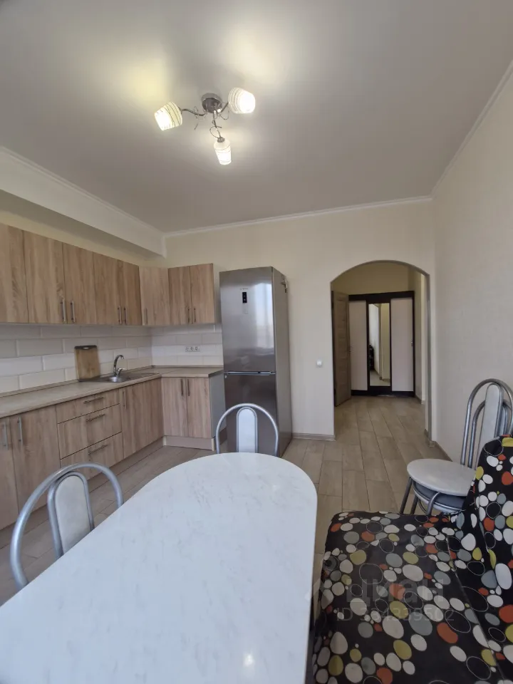 2-комн. квартира, 62 м², 6/25 этаж