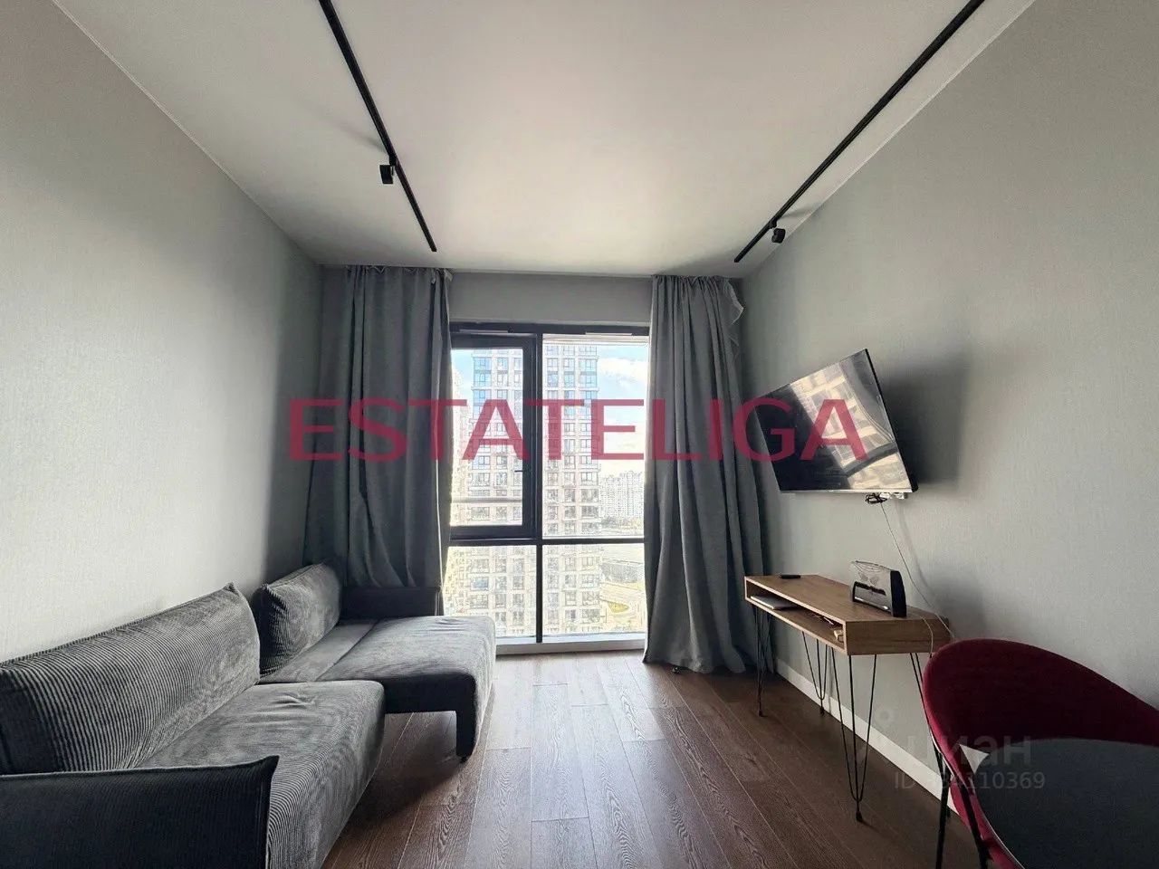 2-комн. квартира, 47 м², 17/30 этаж