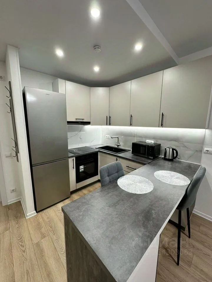 2-комн. квартира, 40 м², 14/33 этаж