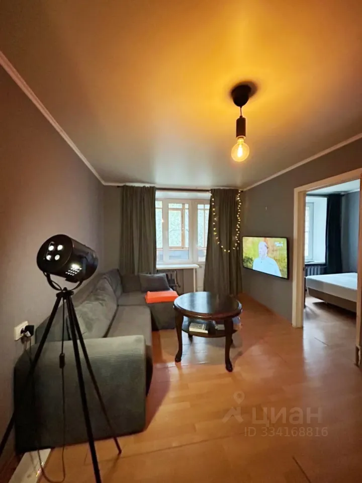 2-комн. квартира, 42,2 м², 4/9 этаж