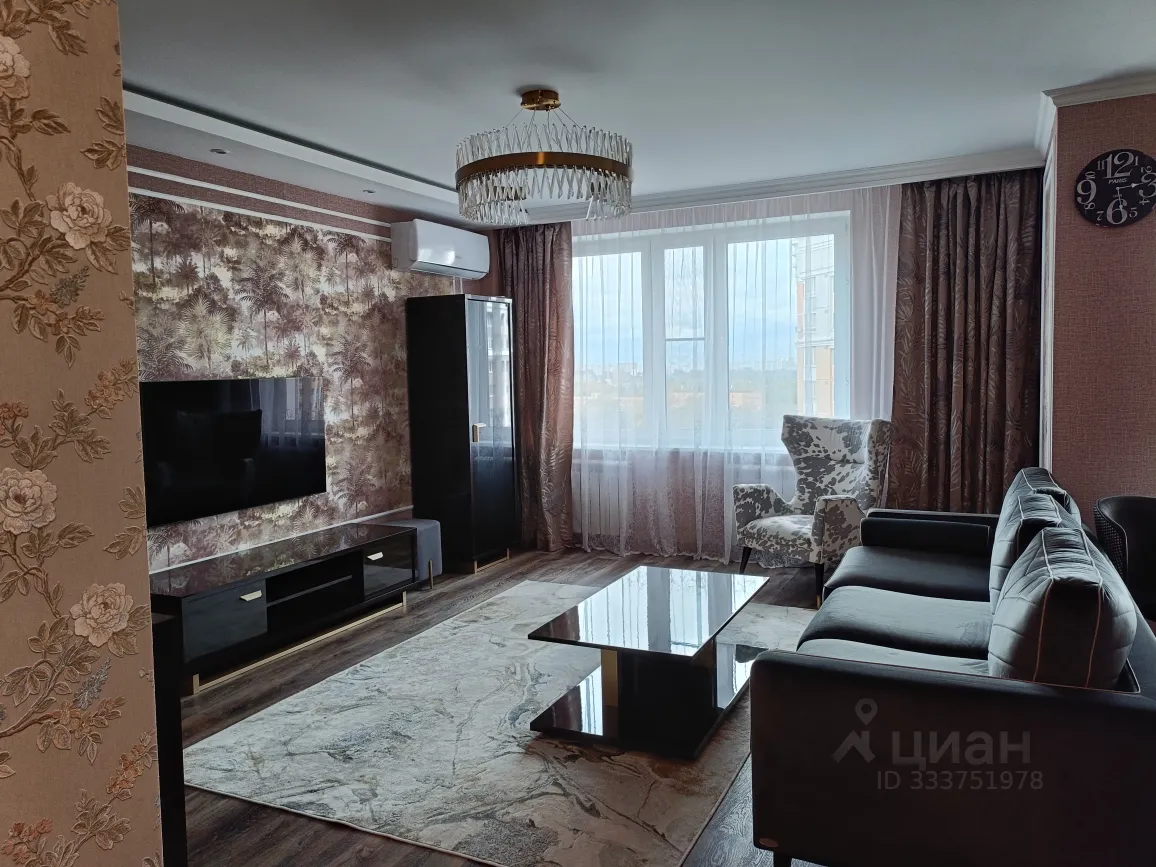 3-комн. квартира, 91 м², 8/17 этаж