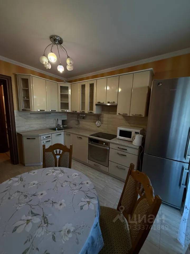 3-комн. квартира, 80 м², 13/16 этаж