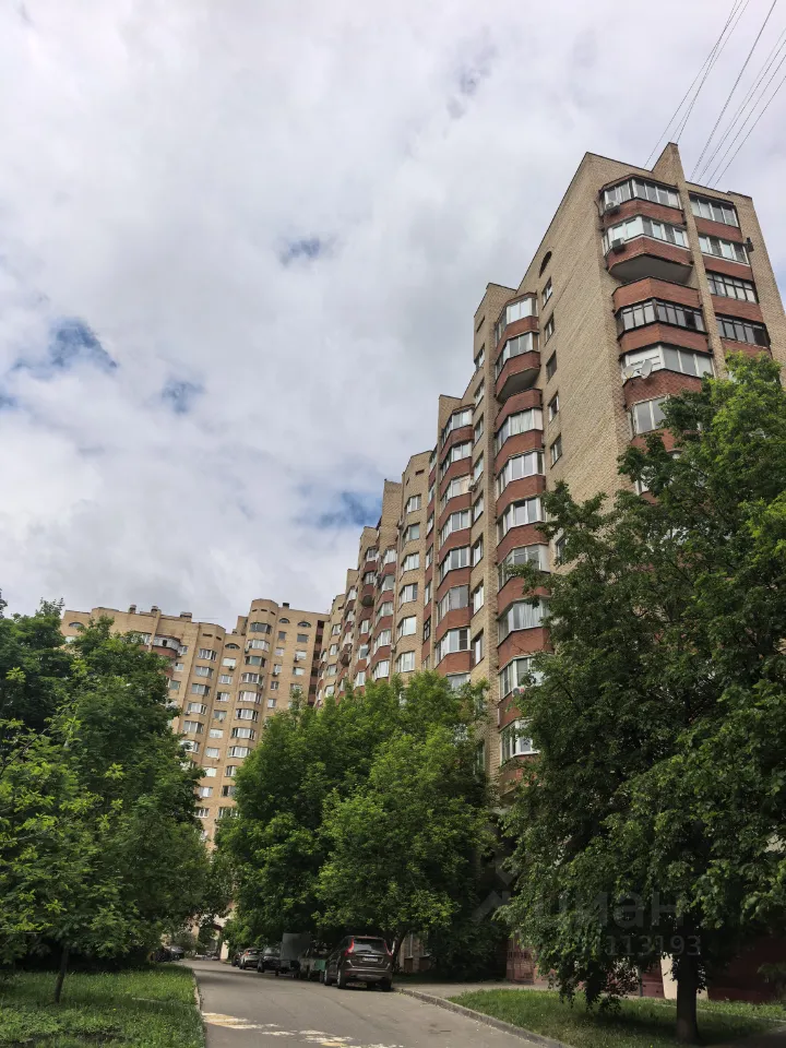 1-комн. квартира, 37 м², 3/16 этаж