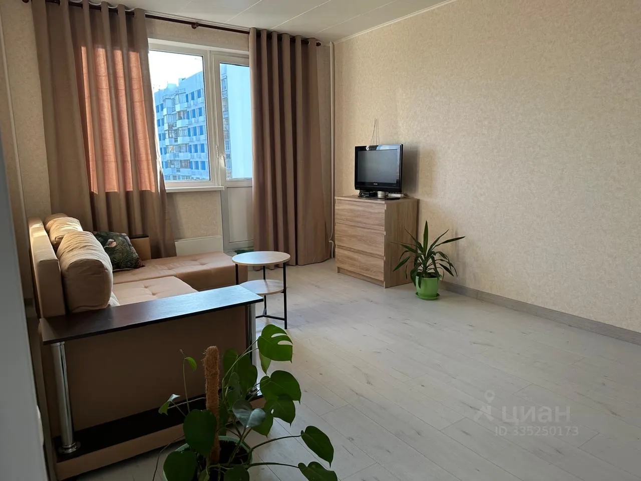 2-комн. квартира, 54 м², 14/17 этаж