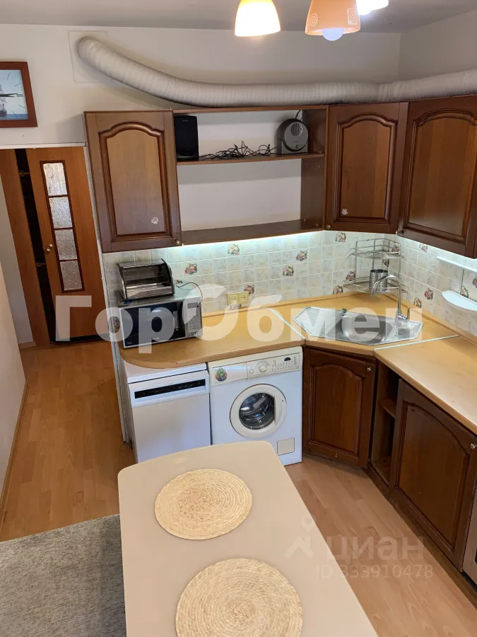 2-комн. квартира, 53 м², 13/17 этаж