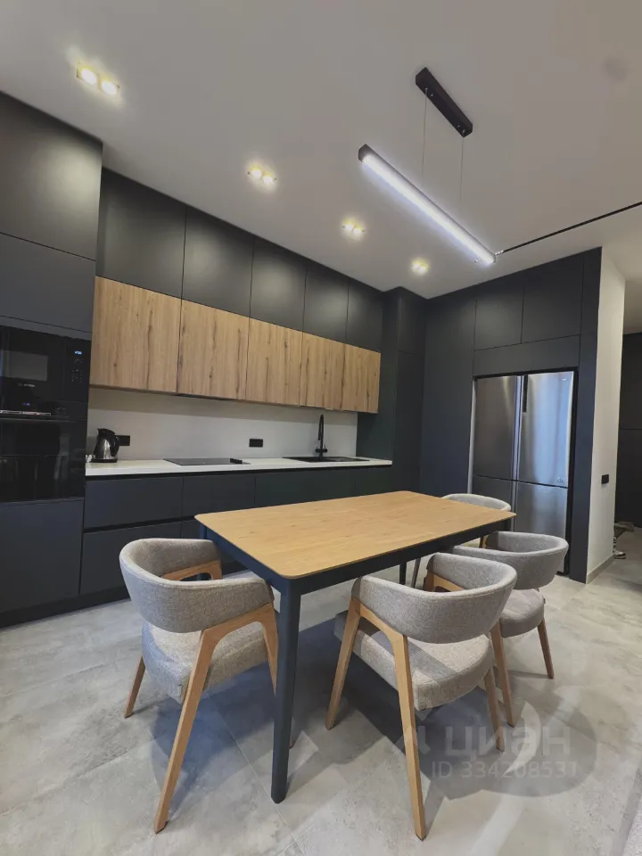 2-комн. квартира, 75 м², 15/33 этаж
