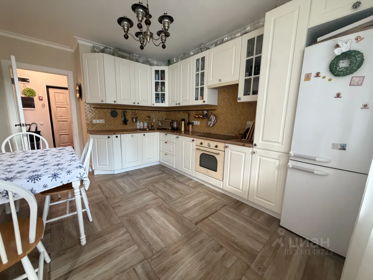 2-комн. квартира, 70 м², 9/17 этаж
