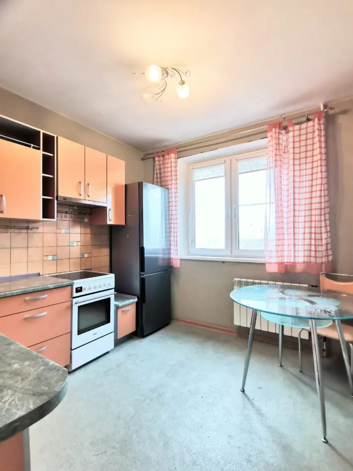 2-комн. квартира, 53 м², 10/14 этаж
