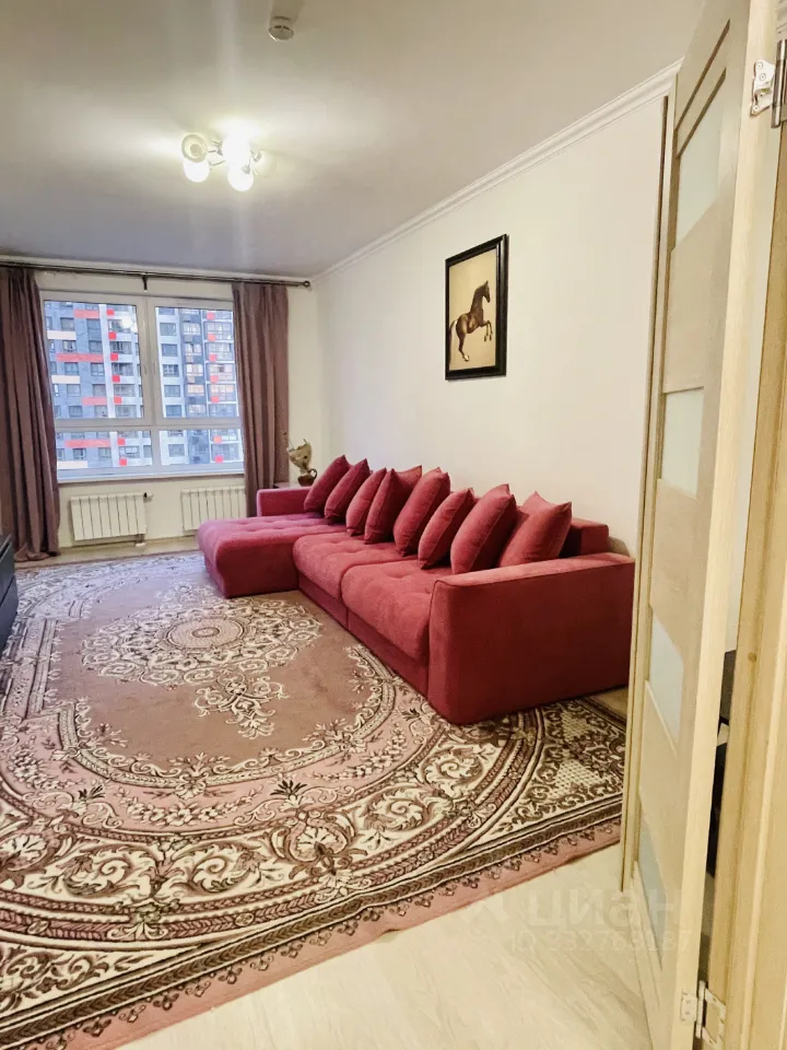 2-комн. квартира, 70 м², 11/32 этаж