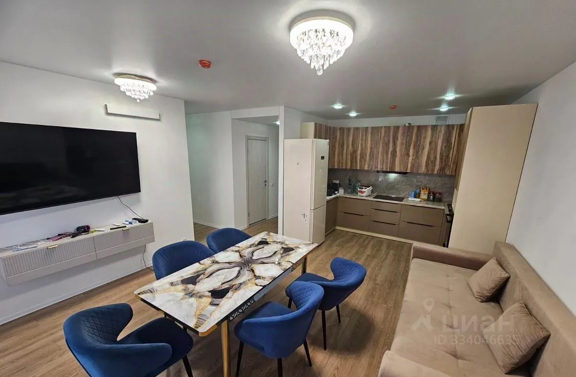 3-комн. квартира, 90 м², 10/17 этаж