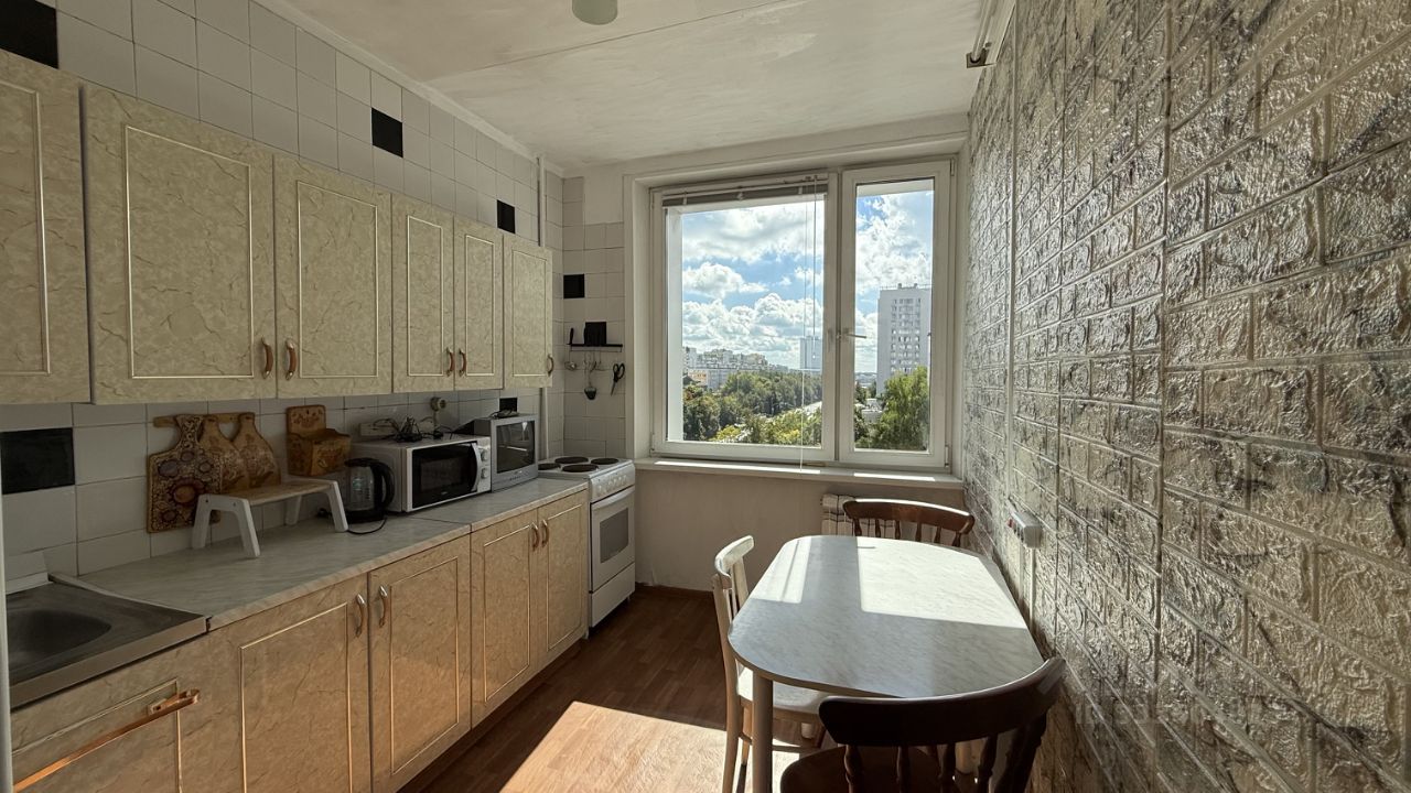 2-комн. квартира, 53,6 м², 8/17 этаж