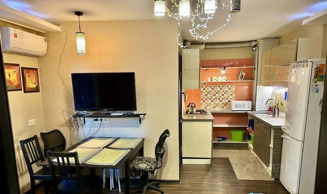 3-комн. квартира, 50 м², 1/12 этаж