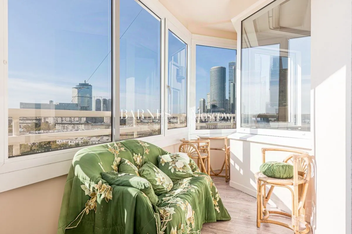2-комн. квартира, 100 м², 14/17 этаж