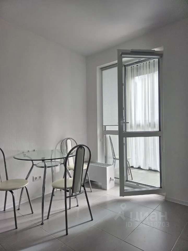 2-комн. квартира, 60 м², 13/18 этаж