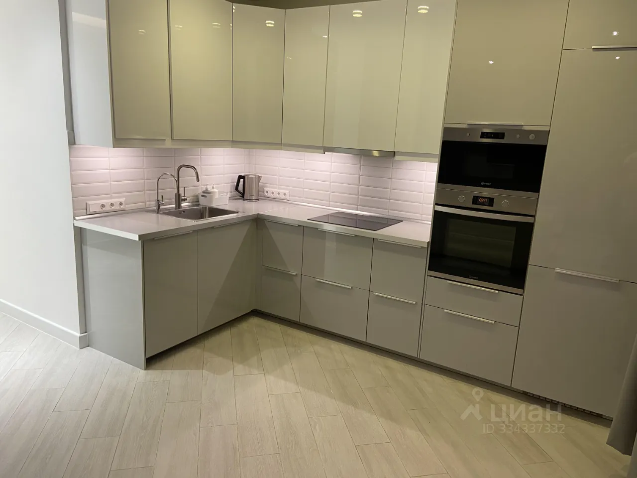2-комн. квартира, 60,3 м², 4/13 этаж