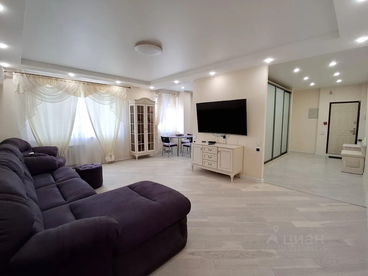 3-комн. квартира, 100 м², 14/20 этаж