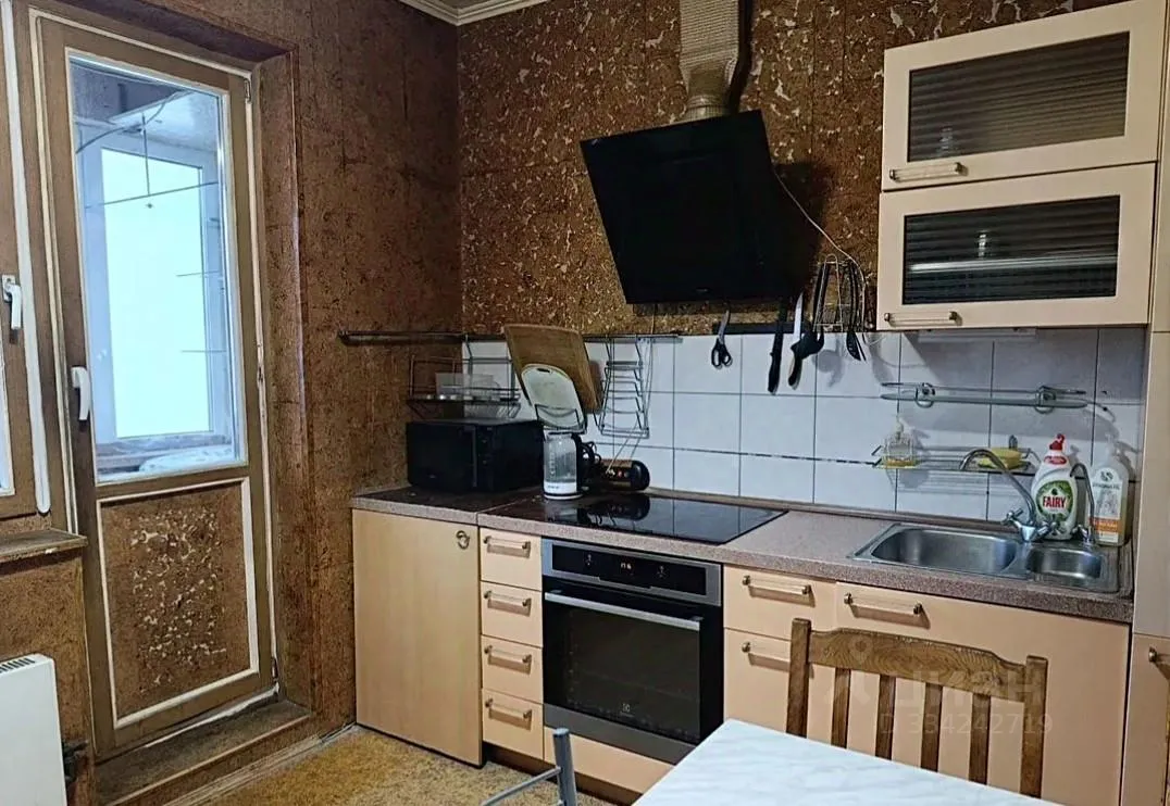 2-комн. квартира, 56 м², 11/18 этаж