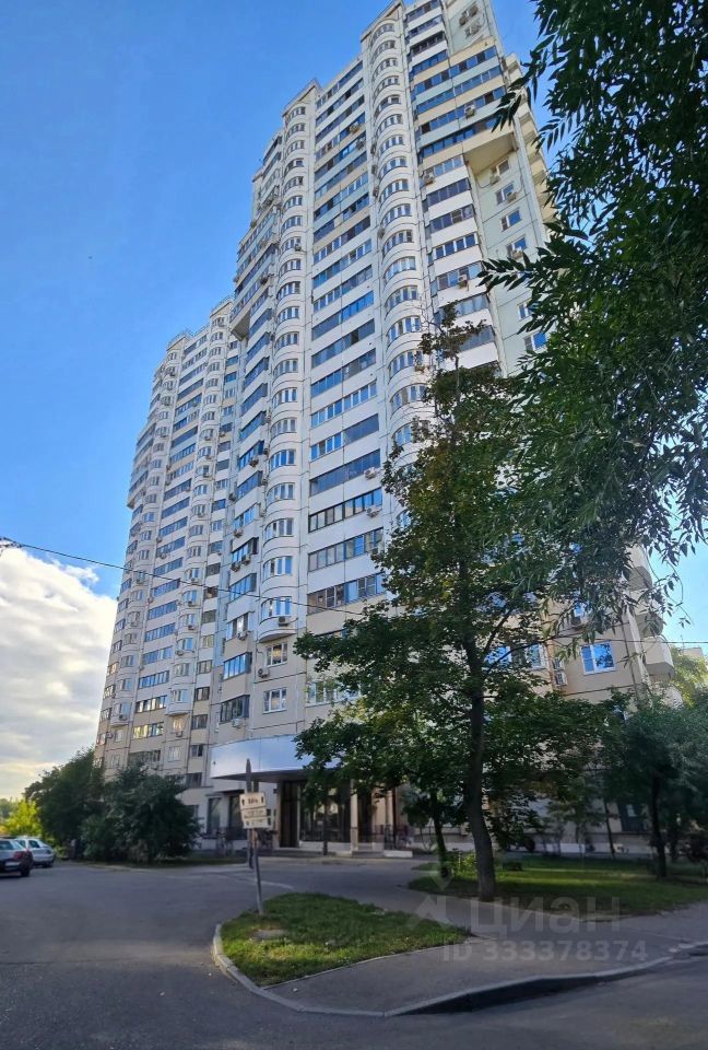 2-комн. квартира, 57,2 м², 22/24 этаж