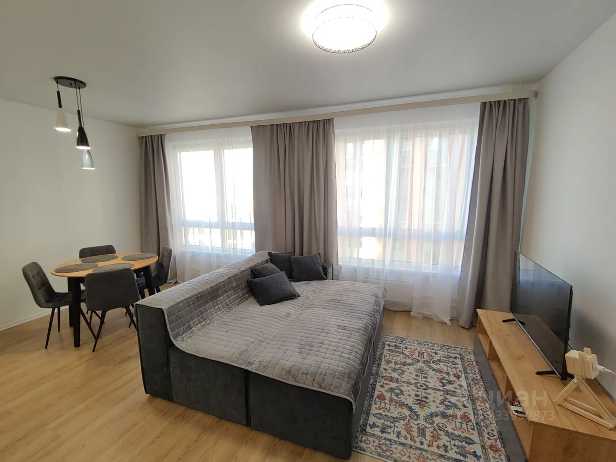 3-комн. квартира, 79,3 м², 21/33 этаж