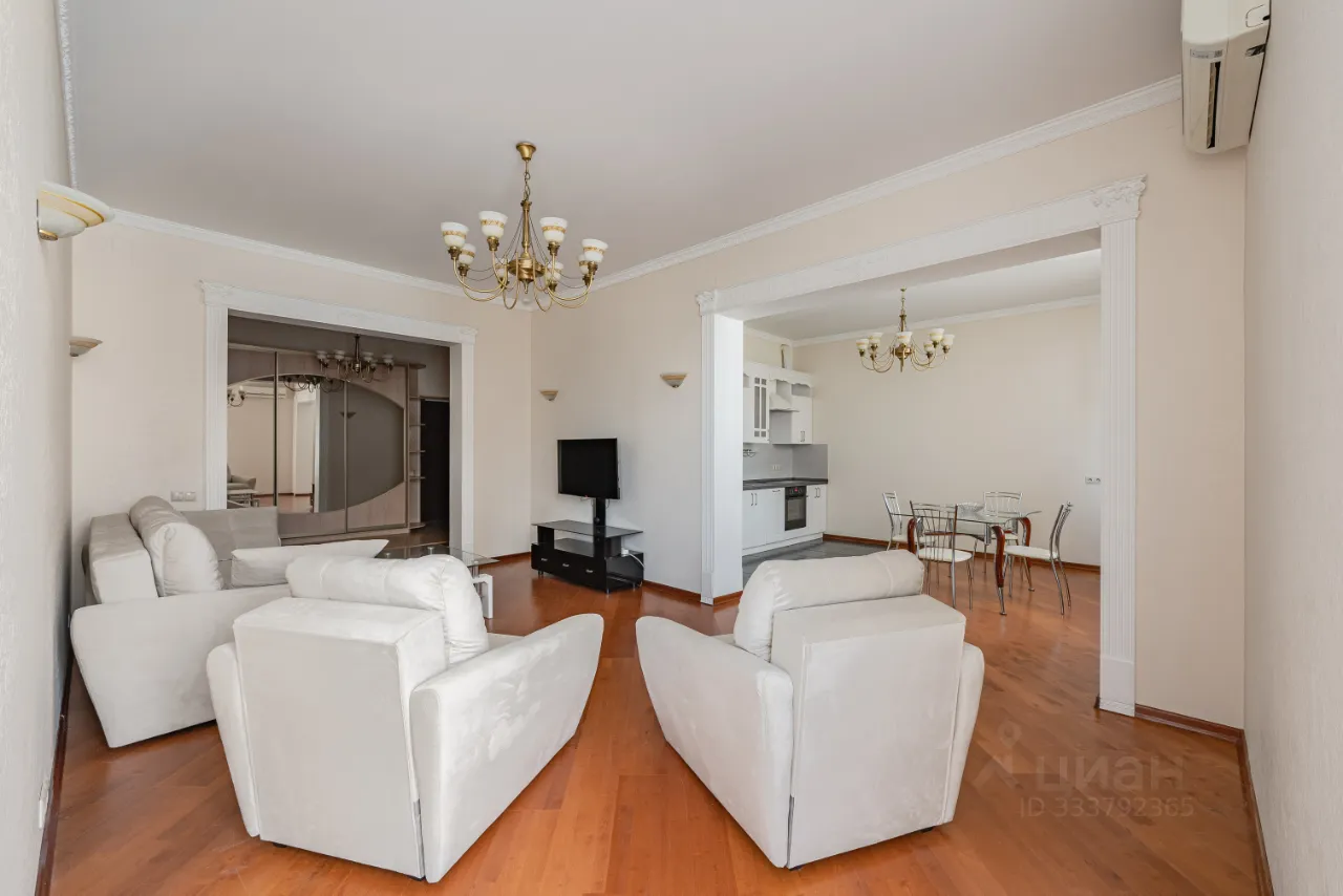 3-комн. квартира, 130 м², 5/23 этаж