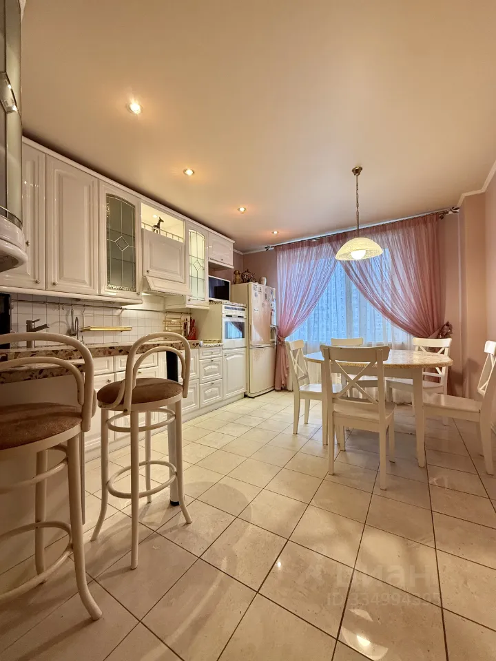 4-комн. квартира, 110 м², 5/17 этаж