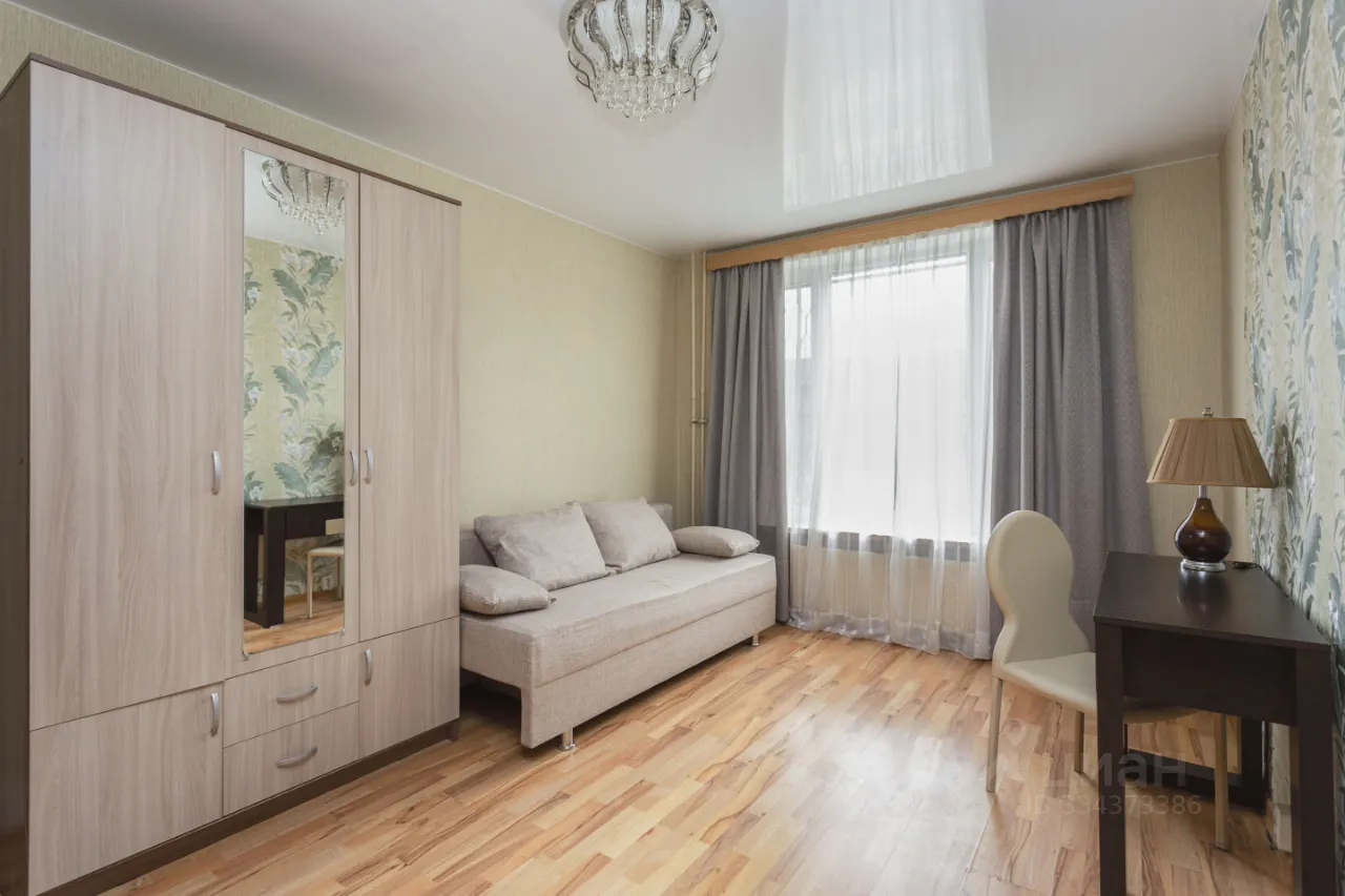 3-комн. квартира, 62 м², 1/9 этаж