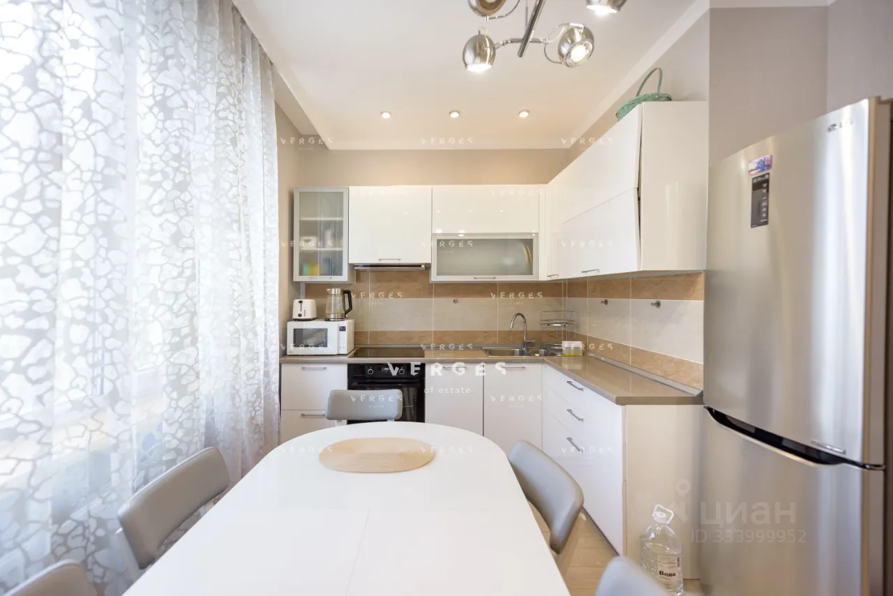 2-комн. квартира, 73,5 м², 11/21 этаж