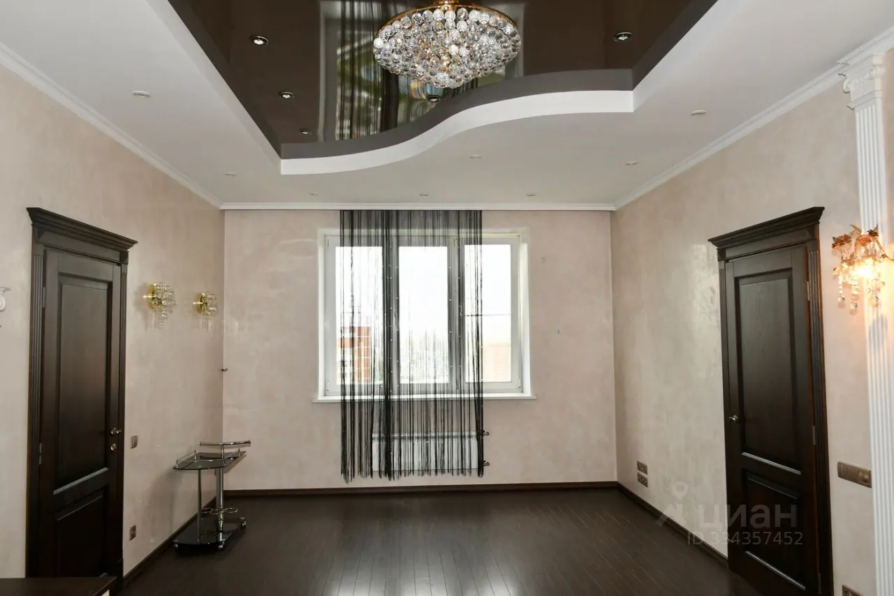 2-комн. квартира, 69,6 м², 18/23 этаж