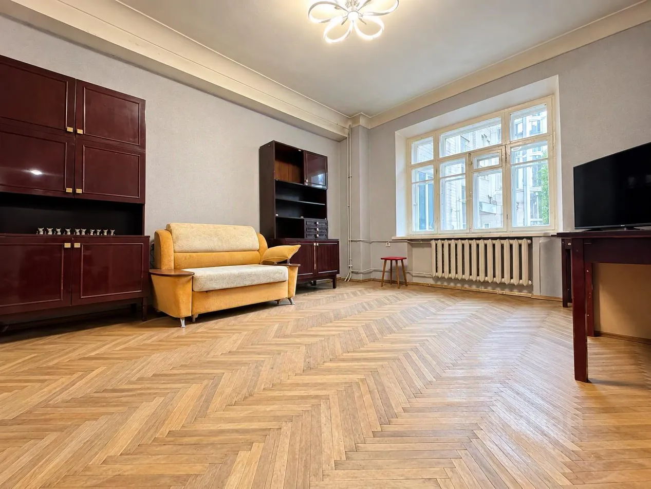 2-комн. квартира, 56,6 м², 1/5 этаж