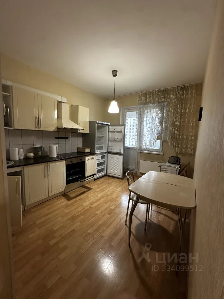 2-комн. квартира, 71 м², 10/18 этаж