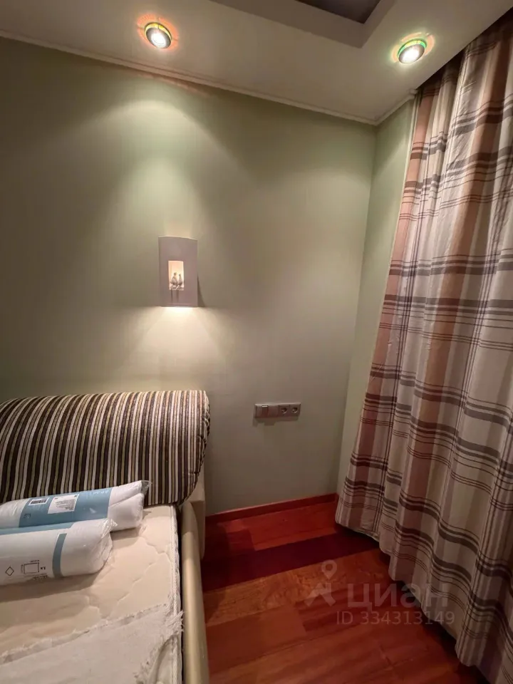 3-комн. квартира, 90 м², 10/17 этаж