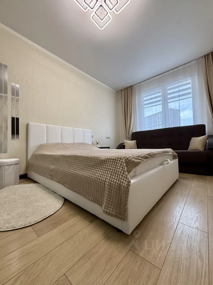 1-комн. квартира, 33,2 м², 13/20 этаж