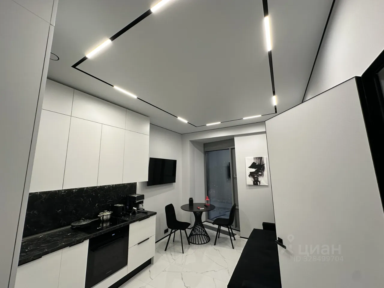 2-комн. квартира, 42,5 м², 14/42 этаж