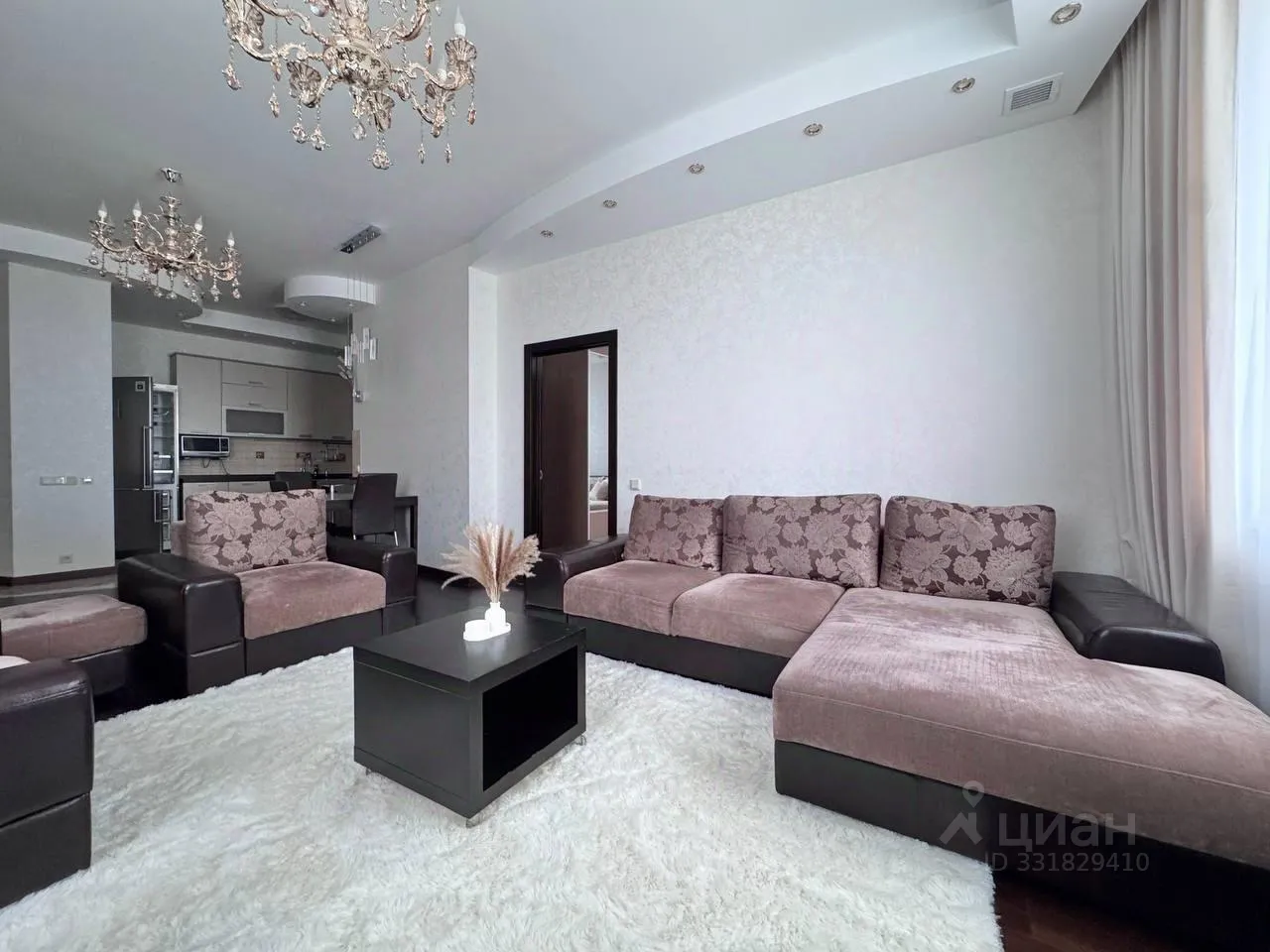 3-комн. квартира, 102 м², 6/37 этаж