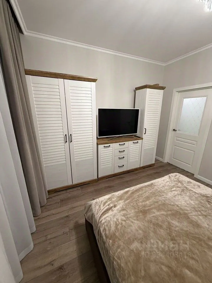 2-комн. квартира, 60 м², 4/17 этаж