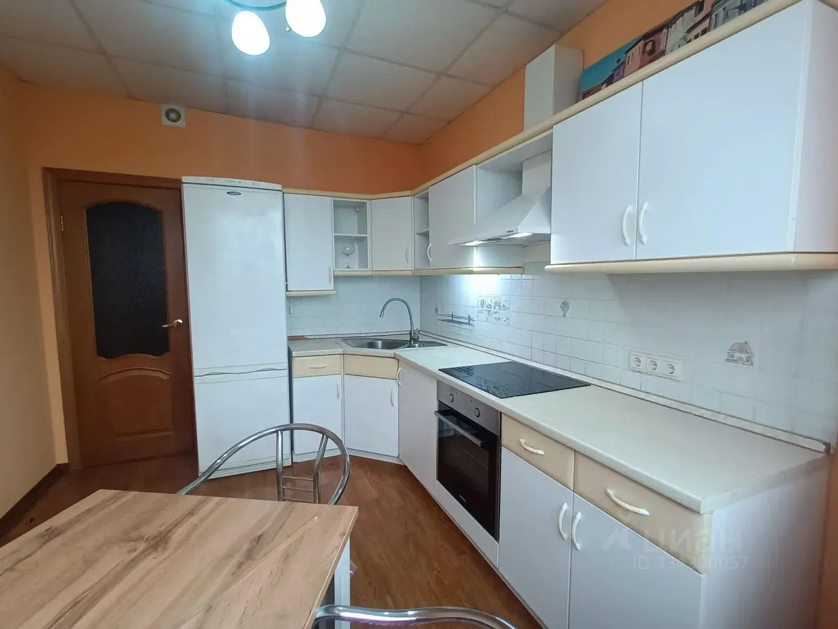 2-комн. квартира, 52 м², 15/17 этаж