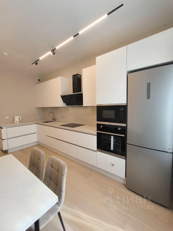 2-комн. квартира, 60,3 м², 8/14 этаж