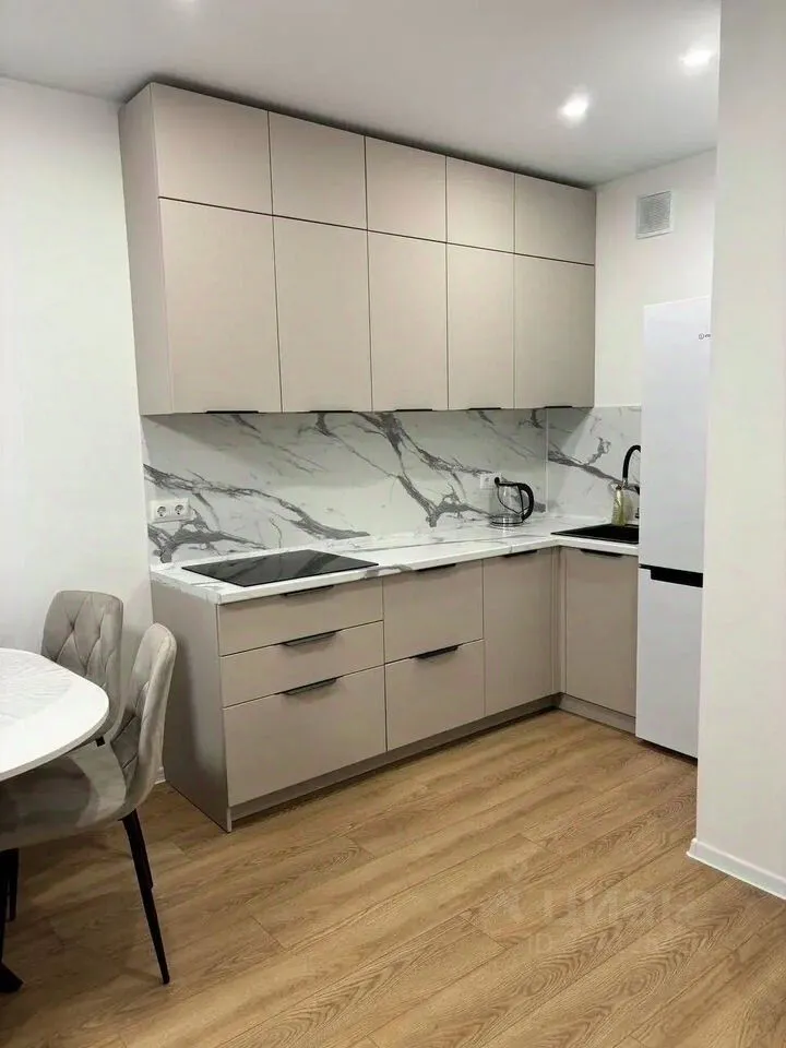 1-комн. квартира, 32 м², 10/14 этаж