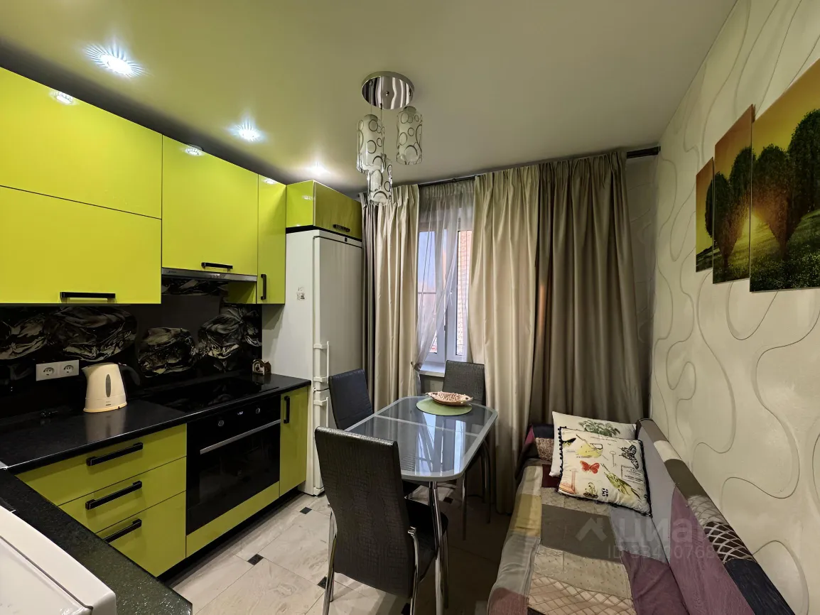 2-комн. квартира, 51 м², 11/19 этаж
