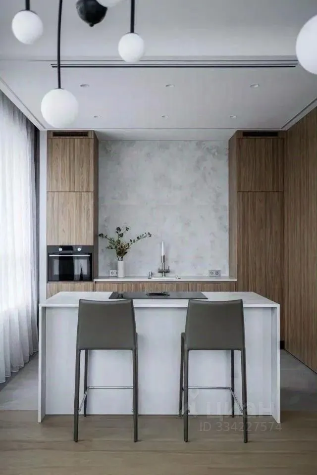3-комн. квартира, 106 м², 27/36 этаж