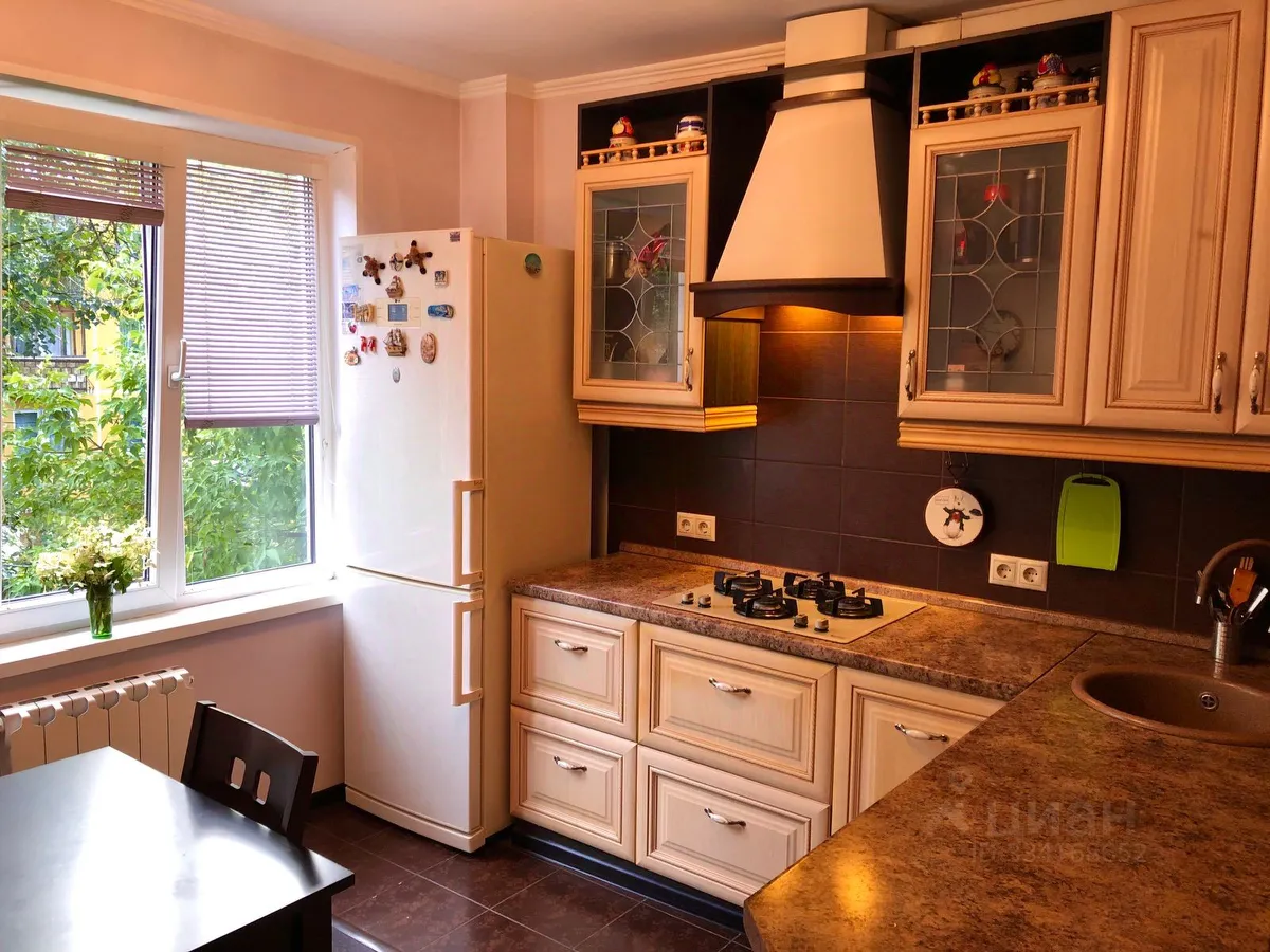 2-комн. квартира, 50 м², 3/5 этаж