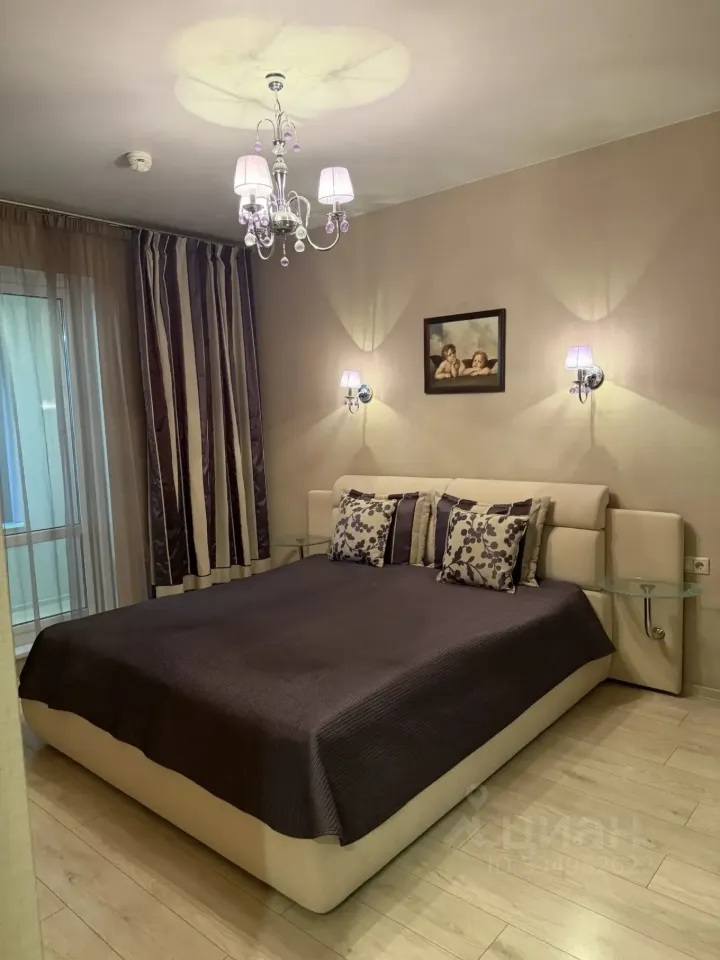 2-комн. квартира, 77 м², 13/31 этаж