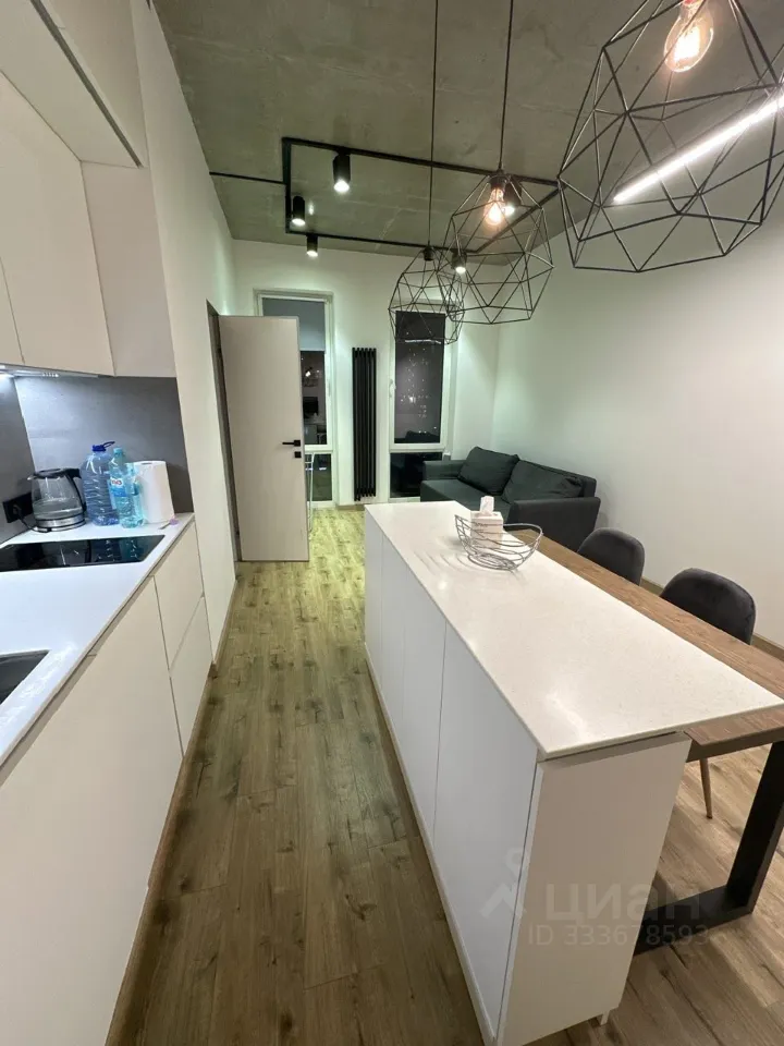 2-комн. квартира, 40 м², 7/13 этаж