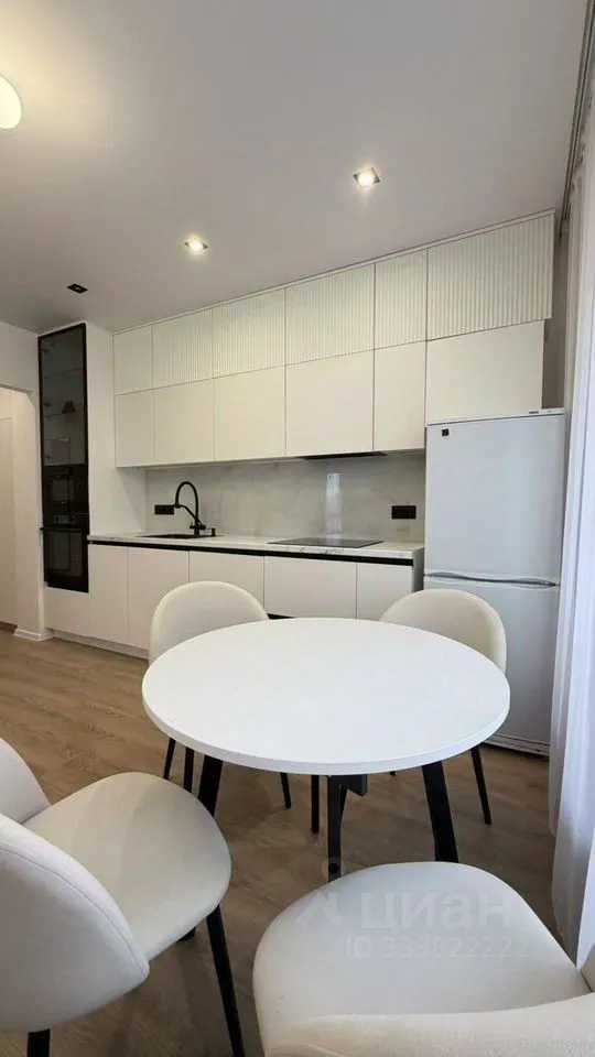 3-комн. квартира, 50 м², 21/33 этаж