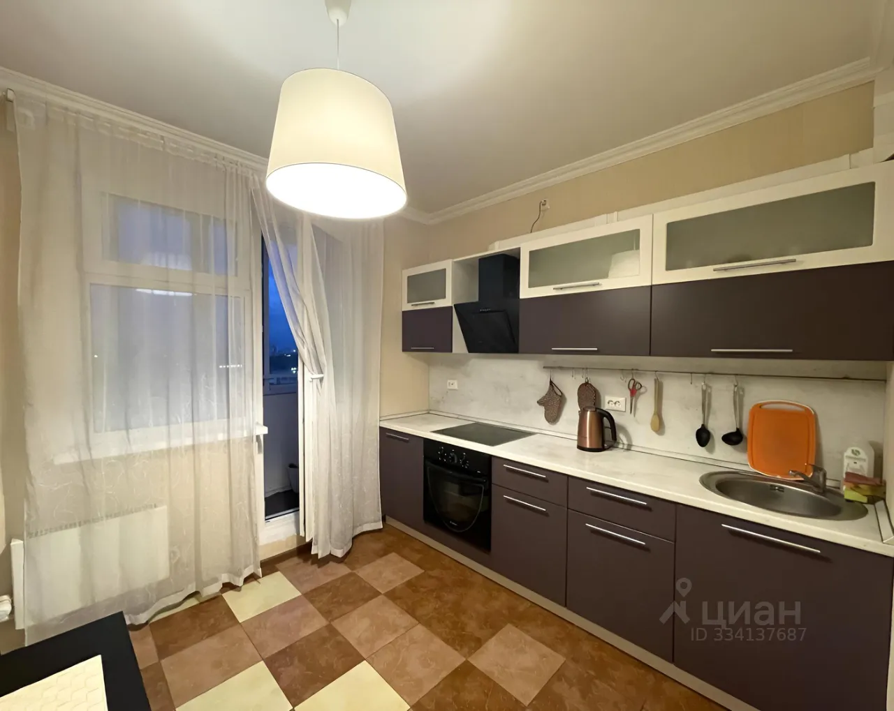 2-комн. квартира, 67 м², 13/15 этаж