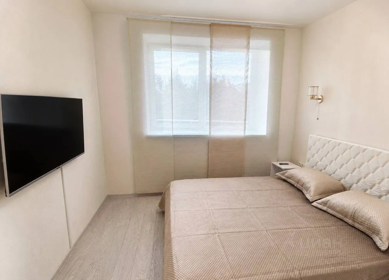 2-комн. квартира, 45 м², 2/18 этаж